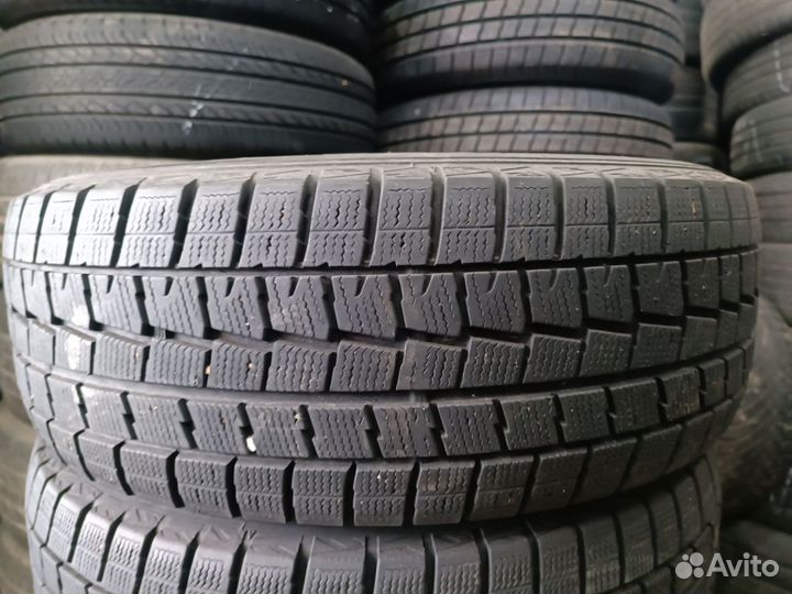 Dunlop Winter Maxx WM01 215/65 R16 98T