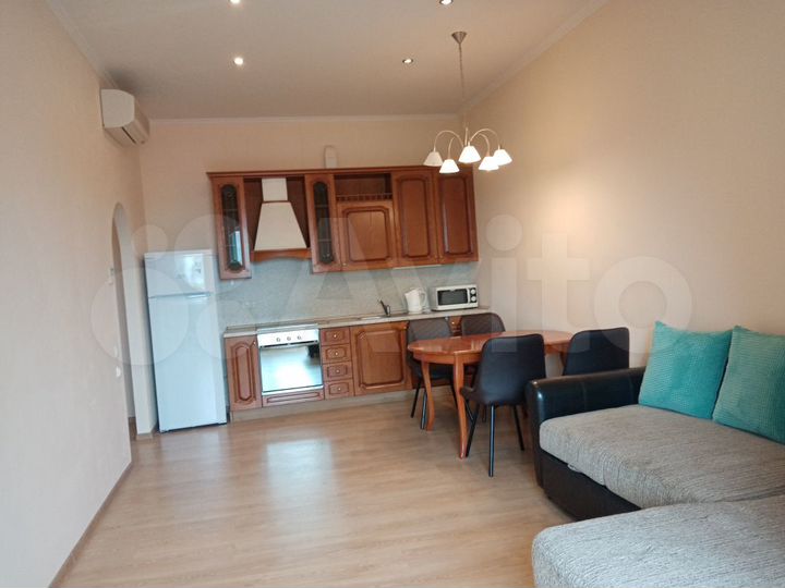 2-к. квартира, 70 м², 6/24 эт.