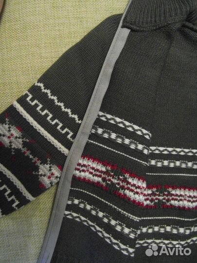 Костюм вязаный новый