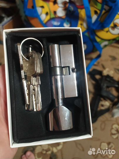 Цилиндровый механизм (личинка) ключ/вертушка клю/к