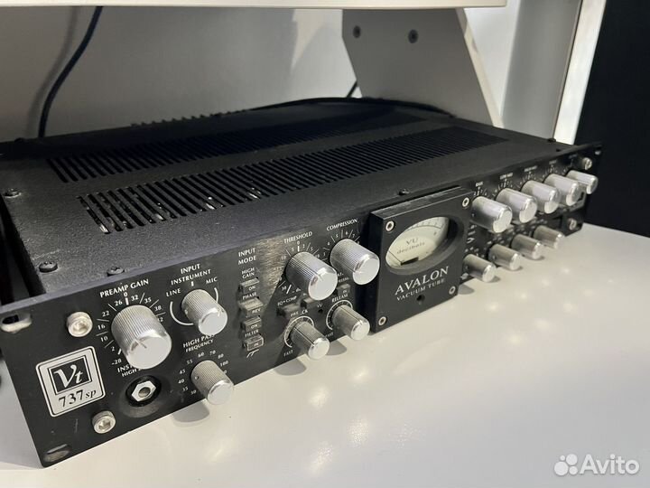 Avalon Design VT-737SP