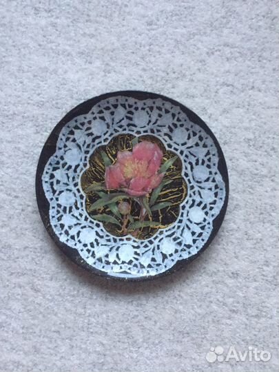 Настенная тарелка