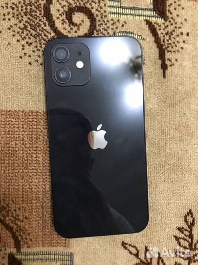 iPhone 12, 64 ГБ