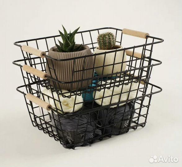 Корзина для хранения с деревянными ручками