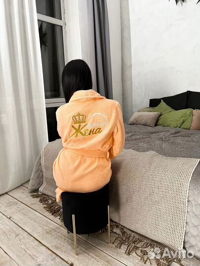 Халат с вышивкой