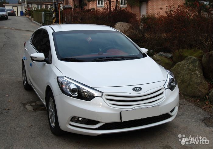 Решетка радиатора ART-X на Kia Cerato K3