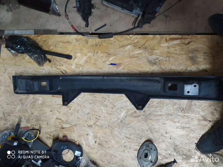 Усилитель заднего бампера land rover Freelander