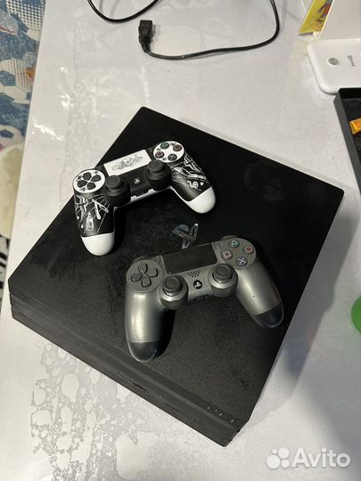 Sony PS4 pro 1tb