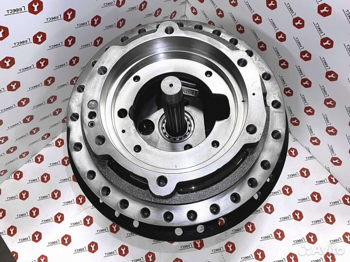 Редуктор хода Volvo EC360BLC