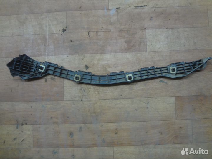 Кронштейн Toyota Corolla E18 2013