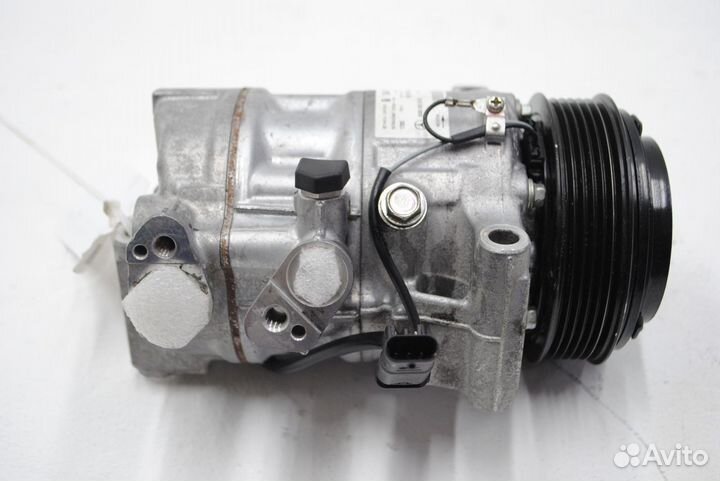 Компрессор кондиционера Mercedes C W205