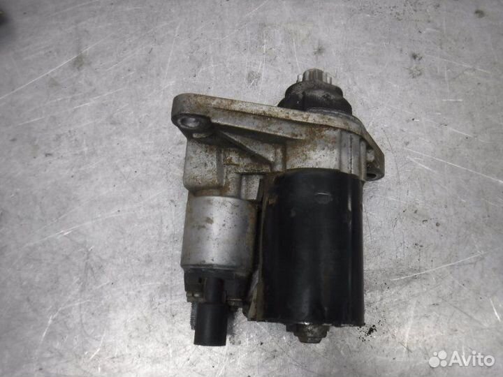 Стартер Volkswagen Polo CFN 2010