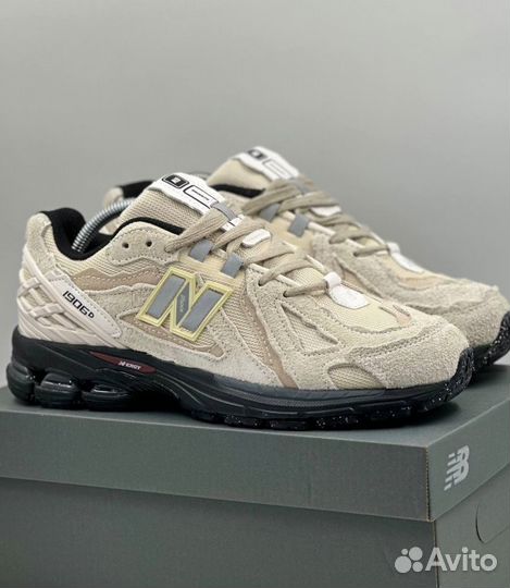 Классические New Balance 1906