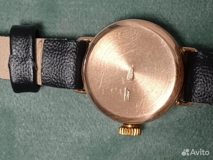 Золотые часы чайка