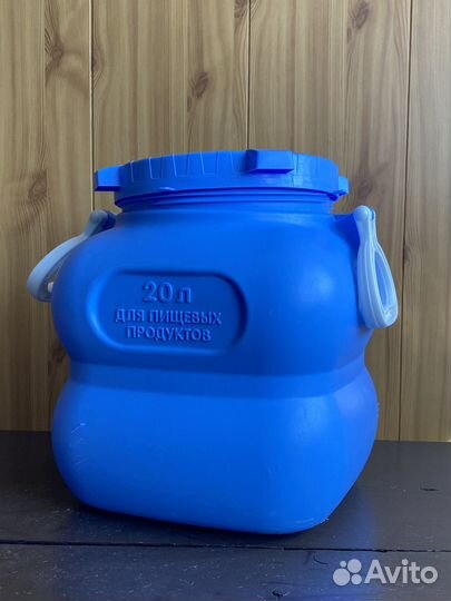 Фляга-канистра