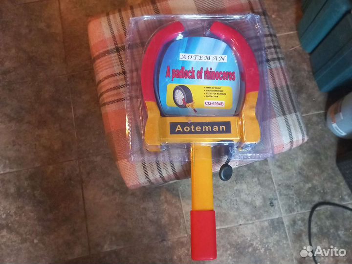 Блокиратор на колесо