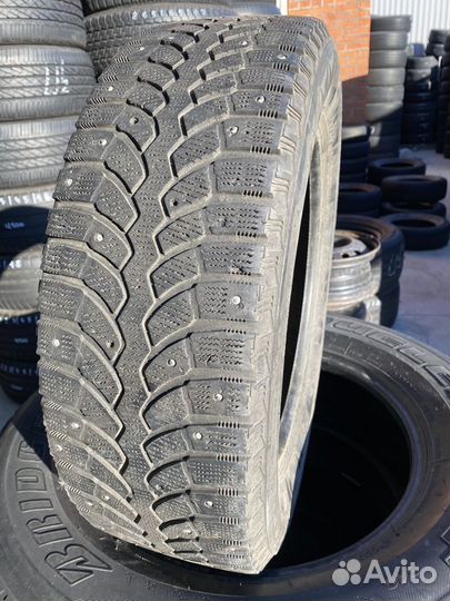 Bridgestone Blizzak Spike-01 185/65 R15 88T