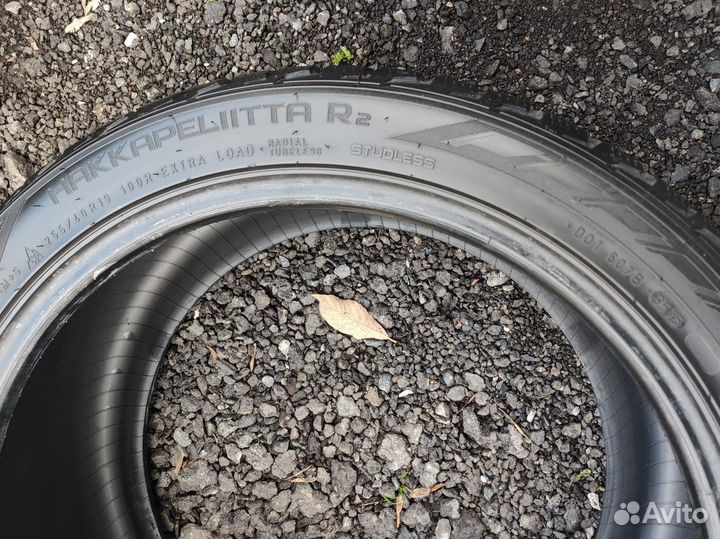 Nokian Tyres Hakkapeliitta R2 255/40 R19 100R