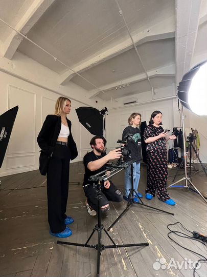 Видеограф / Сценарист / Фотограф / Монтажер