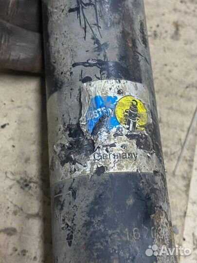 Амортизатор подвески задний Mercedes-Benz E-Class