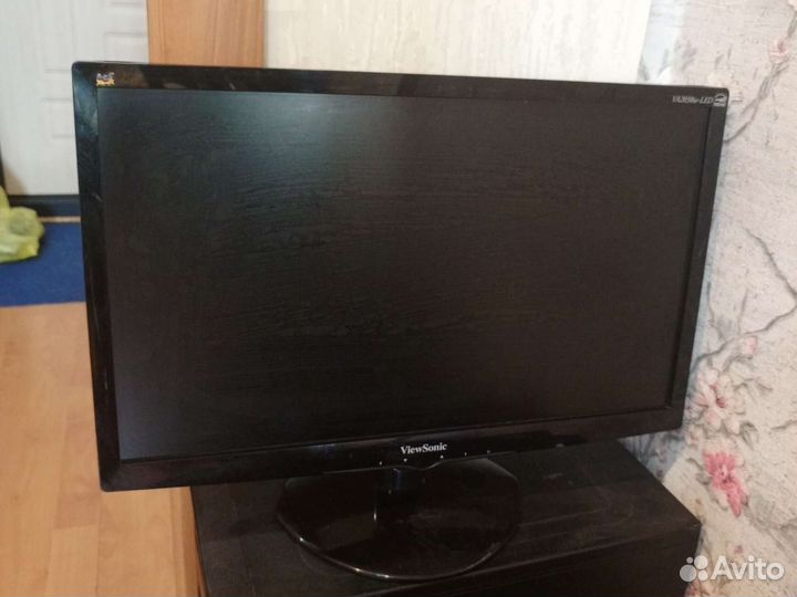 Монитор 20 дюймов