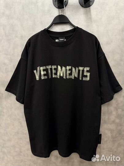 Футболки Vetements скотч оверсайз хайповые