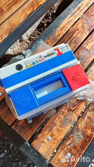 Аккумулятор автомобильный 60 ач