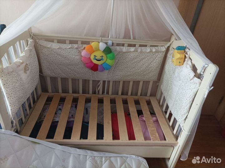 Детская кроватка качалка