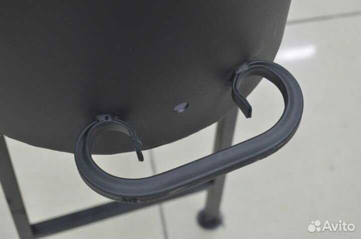 Мангал с подказанником на 8-10 л (3 мм)