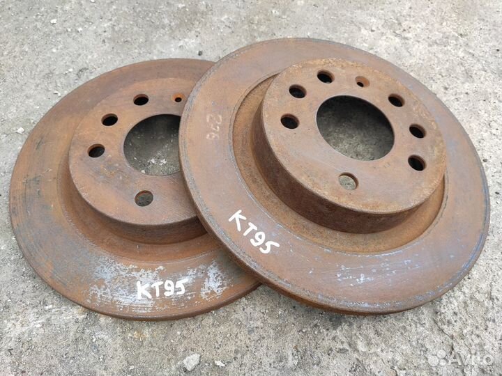 Диски тормозные задние на Opel Vectra C