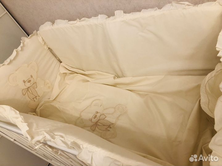 Комплект постельного белья с бортиками и одеялом