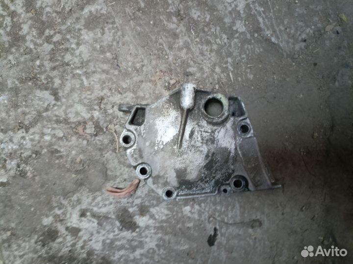 Крышка ремня Рено Логан