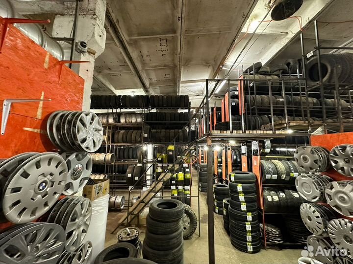 Continental IceContact 2 215/55 R17 98T