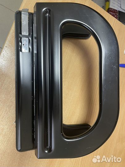 Дырокол большой металлический