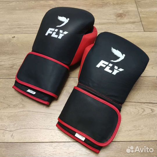 Перчатки боксёрские Fly Superloop 14 oz