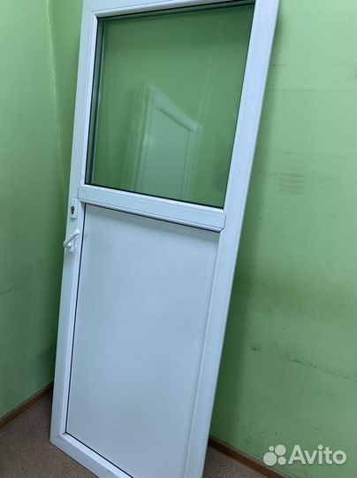 Двери пластиковые бу