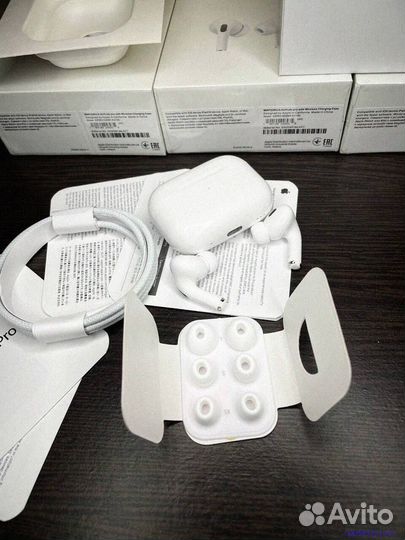 Откройте новые грани звука с AirPods Pro 2