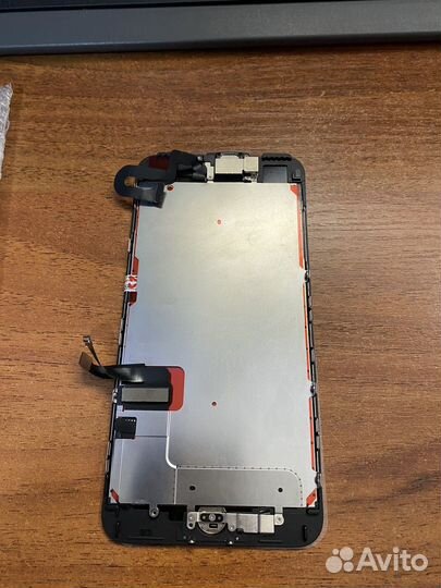 Дисплей на iPhone 7 plus новый