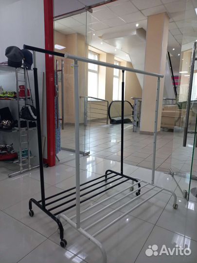 Вешалка напольная