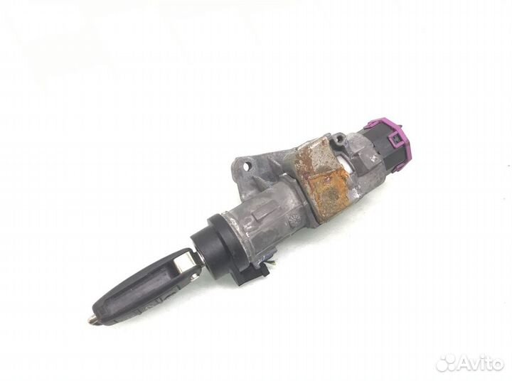 Замок зажигания Audi A4 B7 2.0 TDI 2005