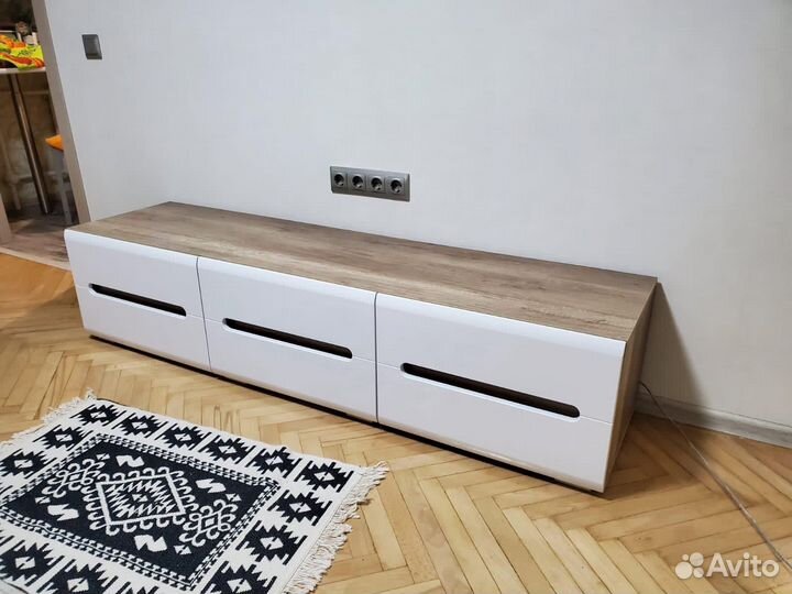 Тумба тв «Наоми тб-17»