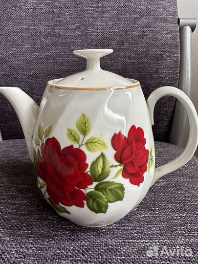 Кашпо. Заварочный чайник.Скалка. Доска. Н-р специй