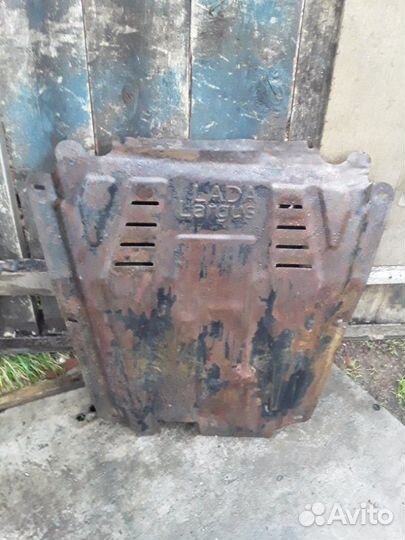 Защита двигателя LADA Largus 2017