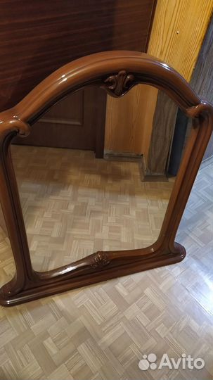 Продаётся зеркало