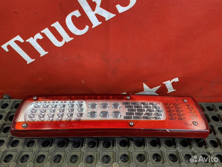 Фонарь задний правый Volvo FH