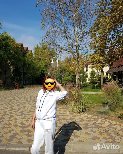 Костюм спортивный