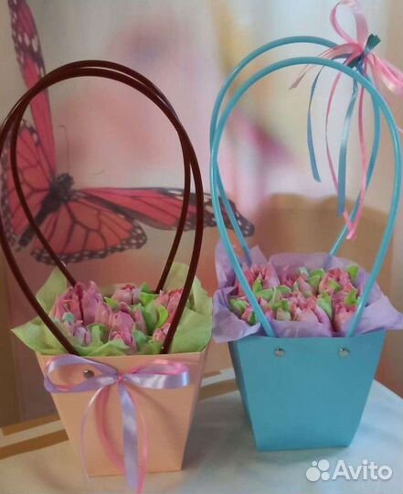 Корзинка зефира подарок на 8 марта