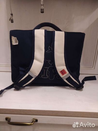 Рюкзак школьный