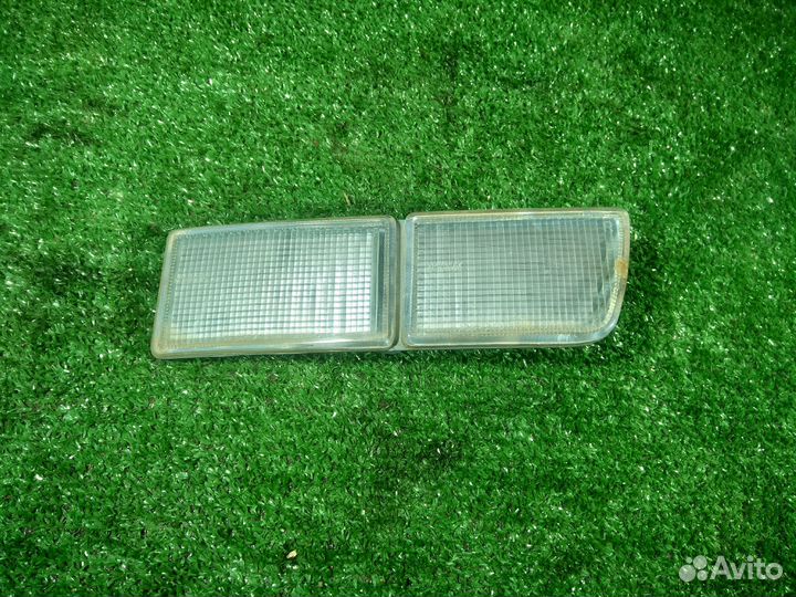 Правый отражатель в бампер Golf 3 Vento