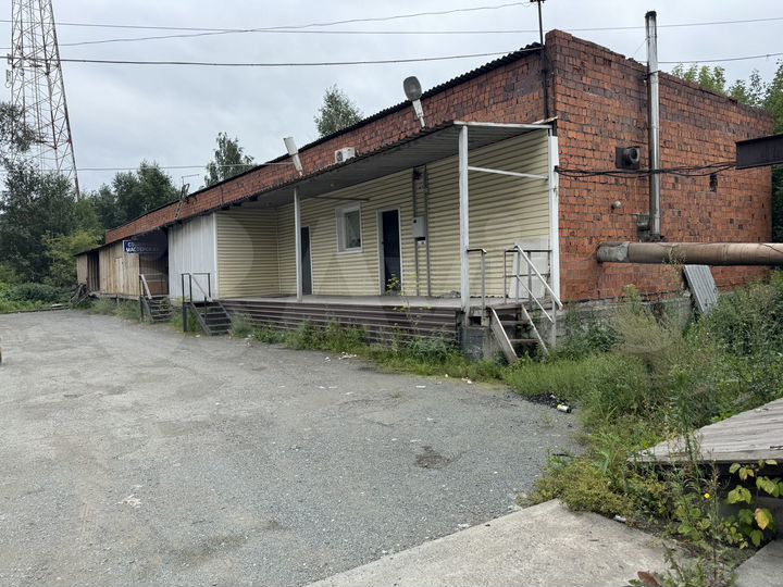 Здание, 900 м²